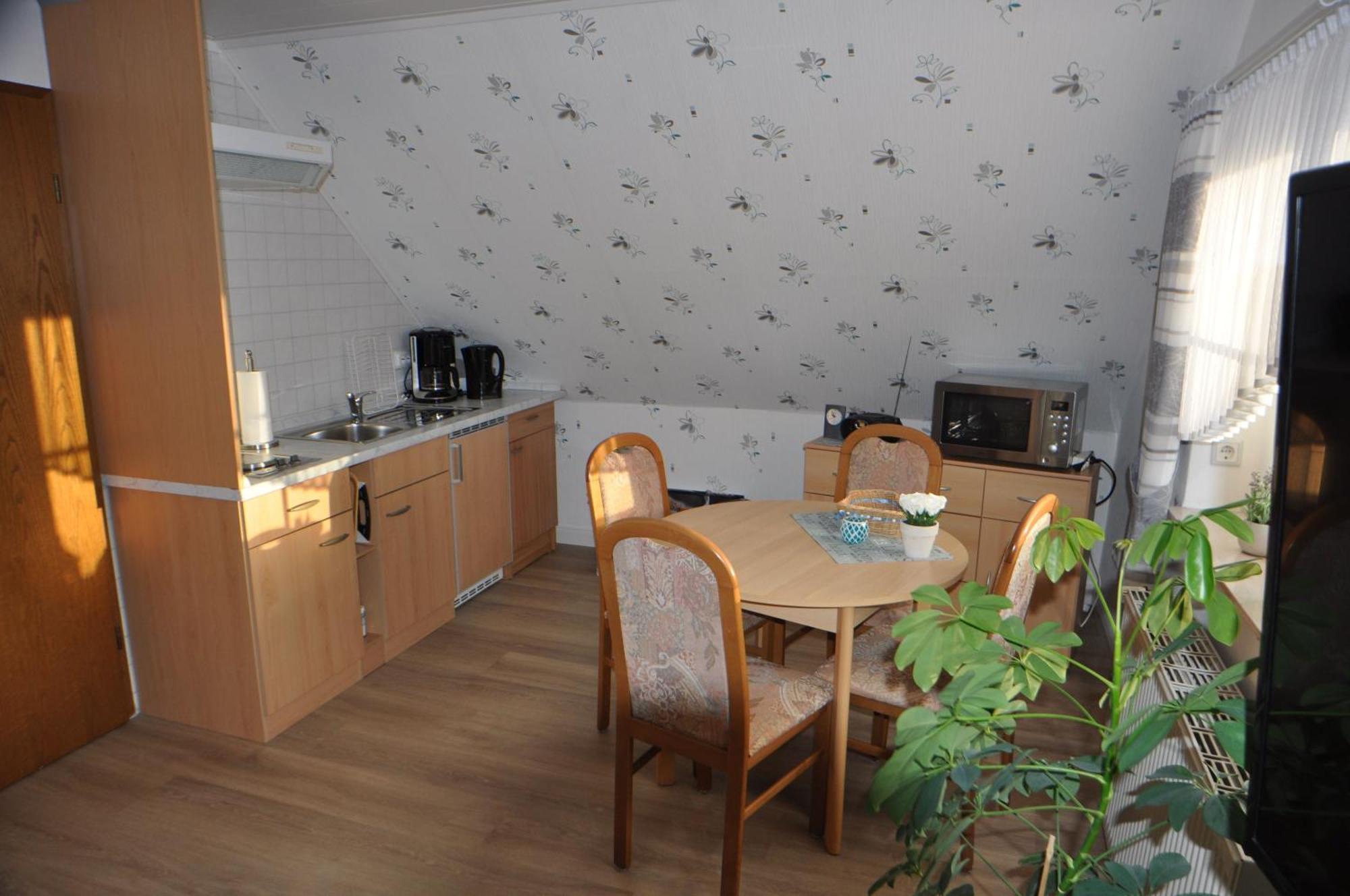 Ferienwohnung Brentano_ 65230 Moormerland Esterno foto